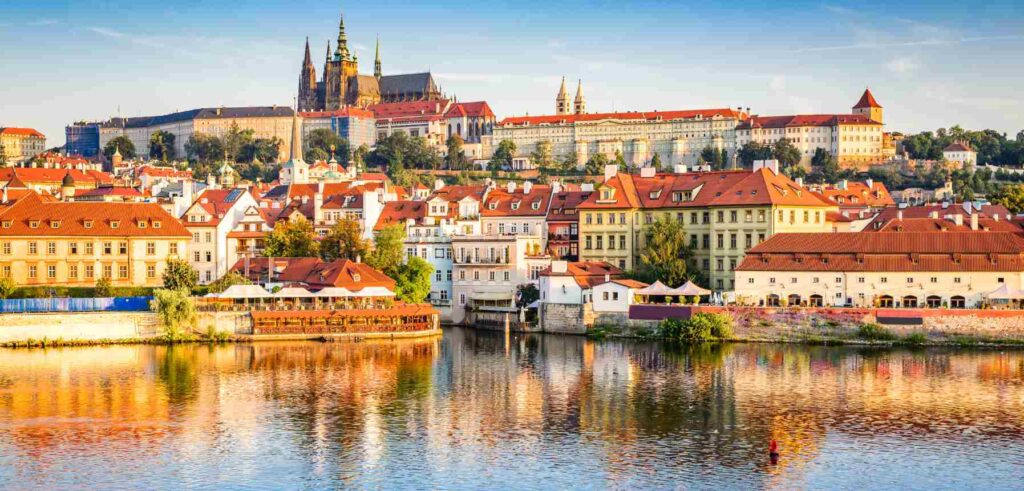 best countries to visit in europe in november