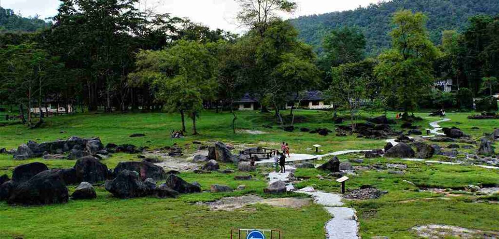 Thangkharang Park