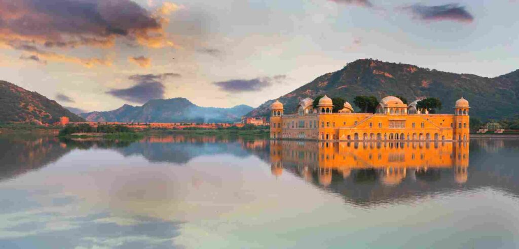 places in india to go in june