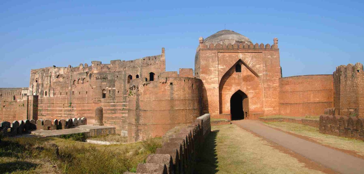 Sagara Fort 17 Incredible Historical Places in Karnataka You Must Visit