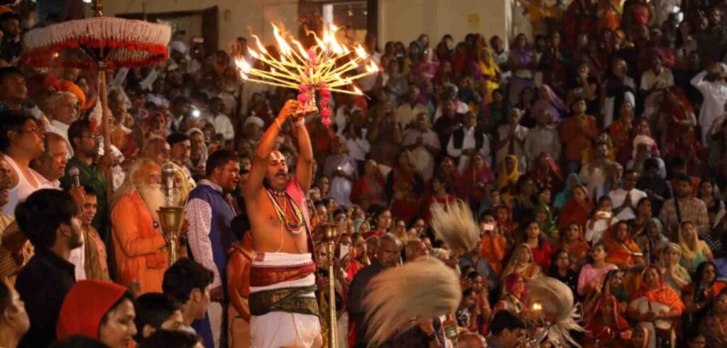 The Maha Aarti in Pushkar mela, Rajasthan