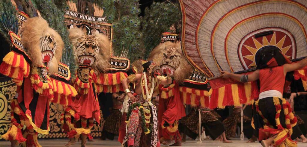 Culture and Heritage: Indonesia vs Thailand