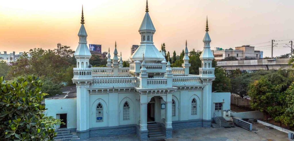 Spanish Mosque, Beautiful Historical Place in Hyderabad