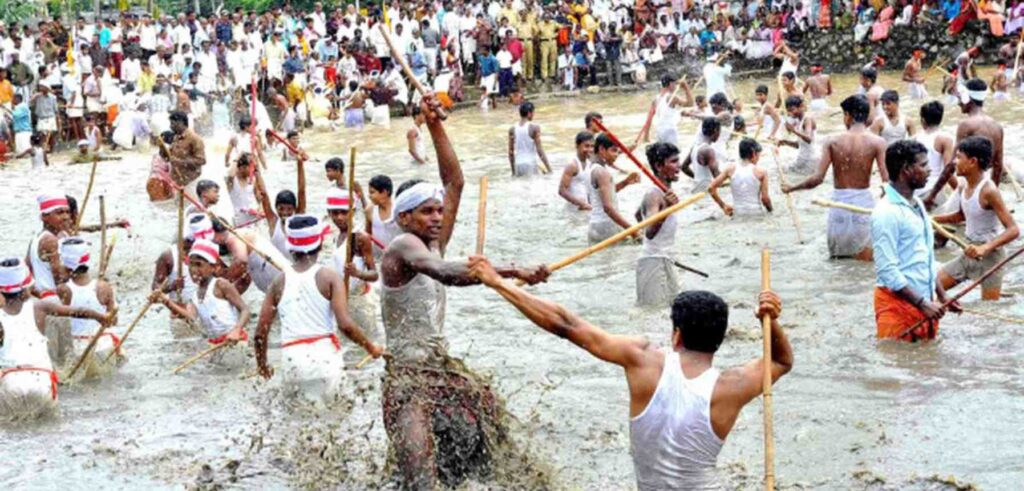 Ochira Kali is one of the unique festivals of Kerala