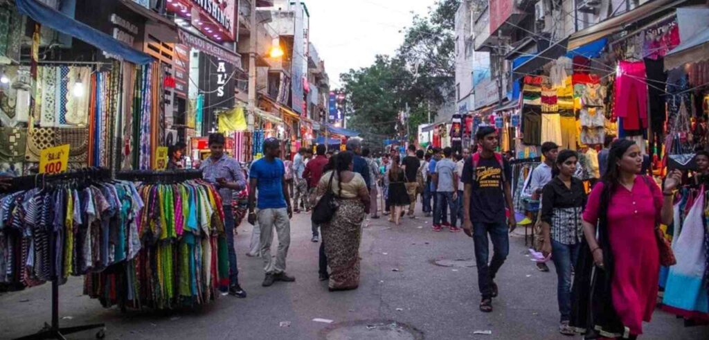 sarojini nagar market shopping