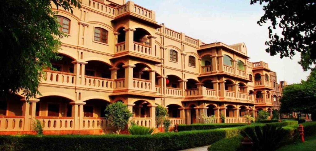 Places to Stay in Vrindavan 