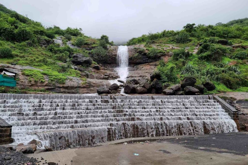 bhaje waterfall