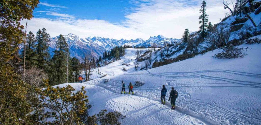 kedarkantha trek Winter Season