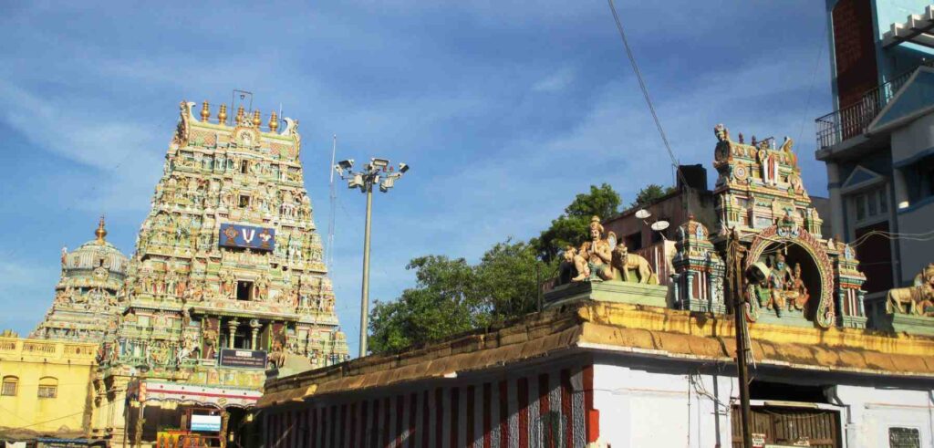 Koodal Azhagar Temple: Dravidian Grace