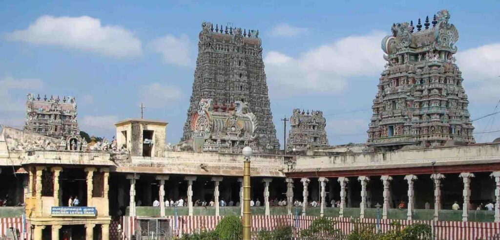 Meenakshi Amman Temple: The Spiritual Heart of Madurai