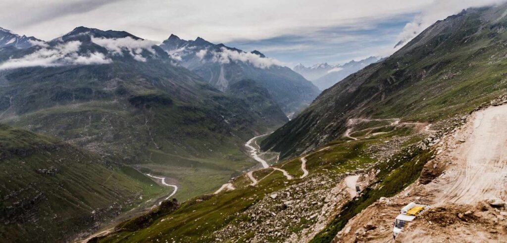 How to Reach Kunzum Pass
