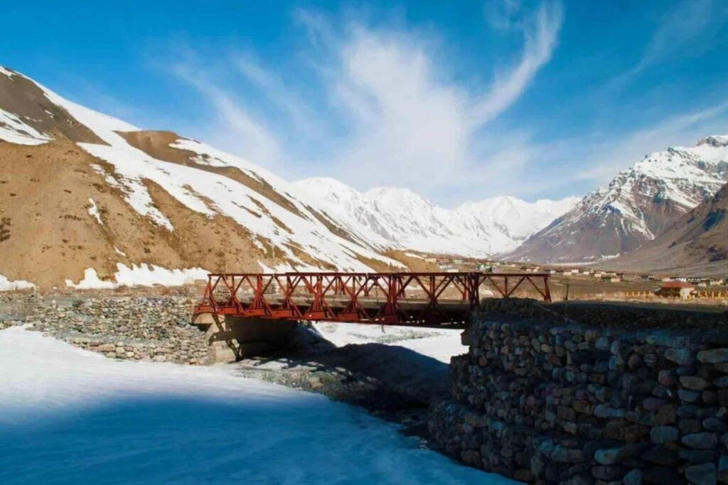 Kunzum Pass in Himachal Pradesh: All You Need To Know!
