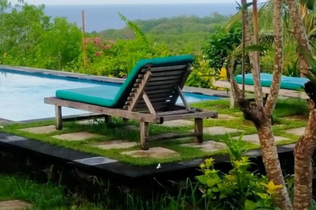 @Where to Stay Nearby