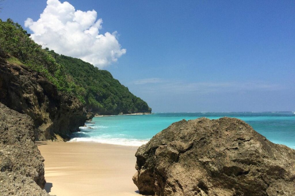 @Green Bowl Beach in Bali