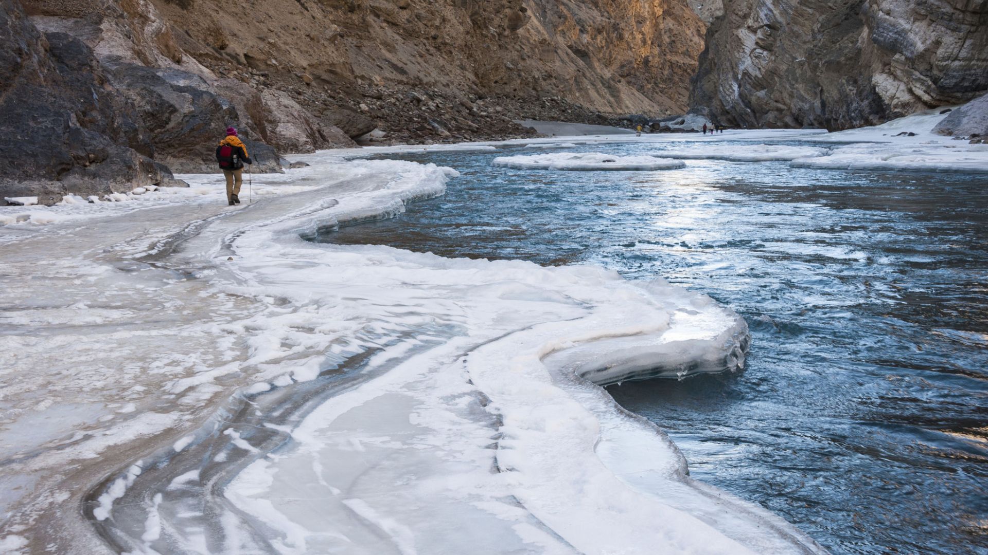 Why Chadar Trek Is the Most Extreme Winter Trek in India 2026